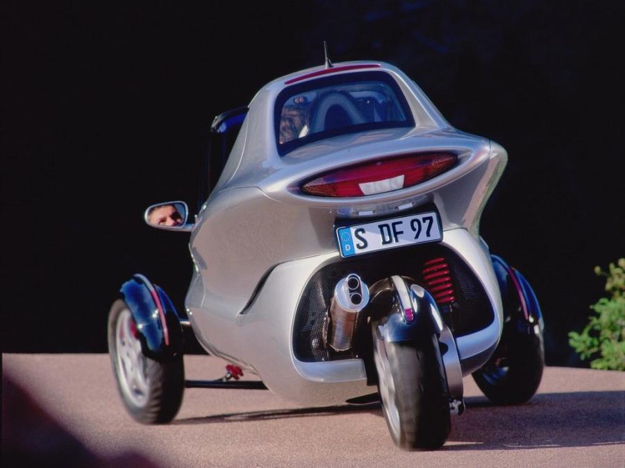  Mercedes-Benz F300 Life Jet Concept 1997 года  (фото 11 из 15)